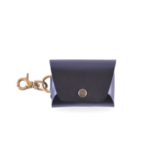 Leather Case for Airpods in black with messing clip, models for AirPods Pro 2, AirPods Pro 3 and AirPods 4.